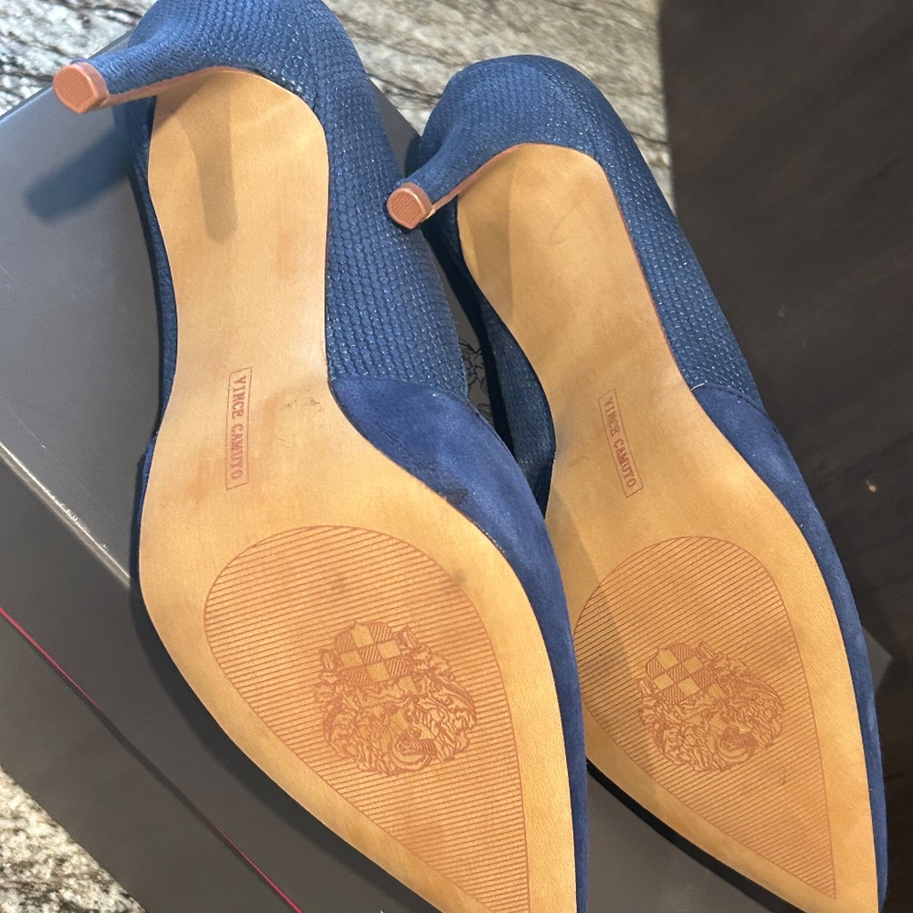 Vince Camuto Airmosah Moody Blue Women's Pump - Picture 5 of 6